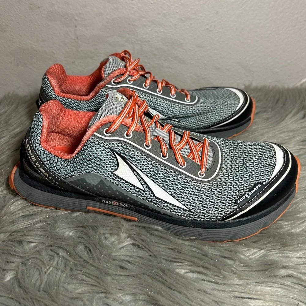 Altra Lone Peak 2.5 Running Black Gray Mesh Red Accents Trail Sneaker Size 7.5